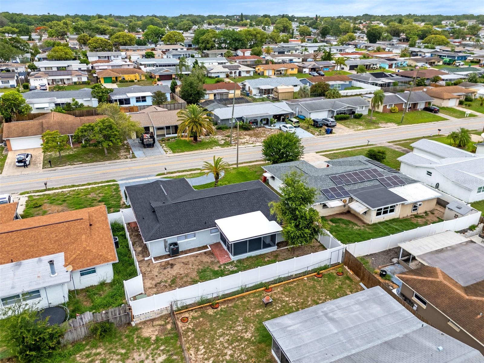 LA VILLA GARDENS - Residential