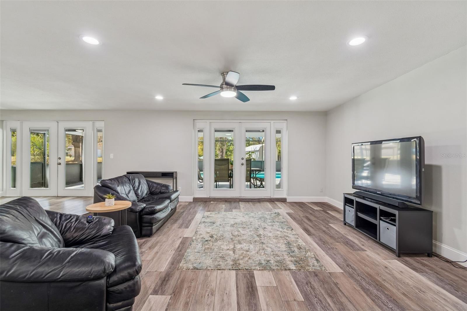 OSCEOLA HEIGHTS - Residential