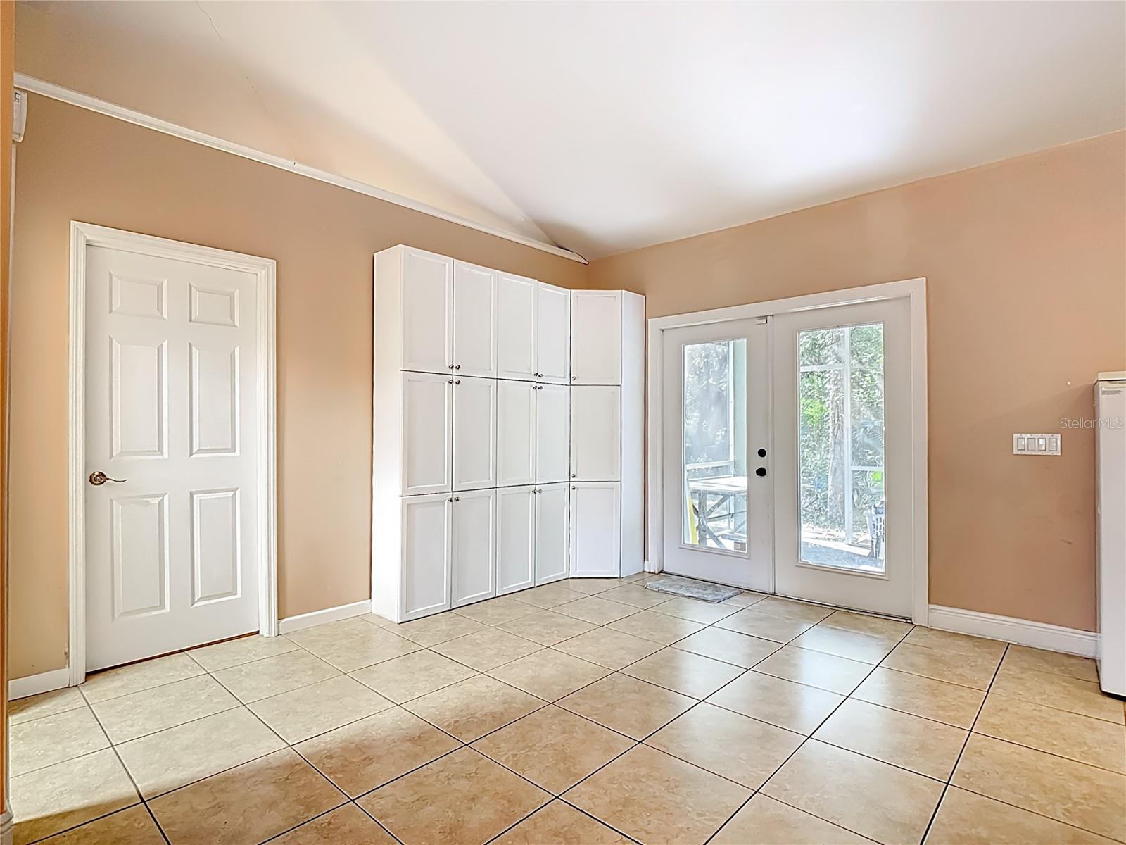 GOLDEN GATE ESTATE UNIT 47 - Residential