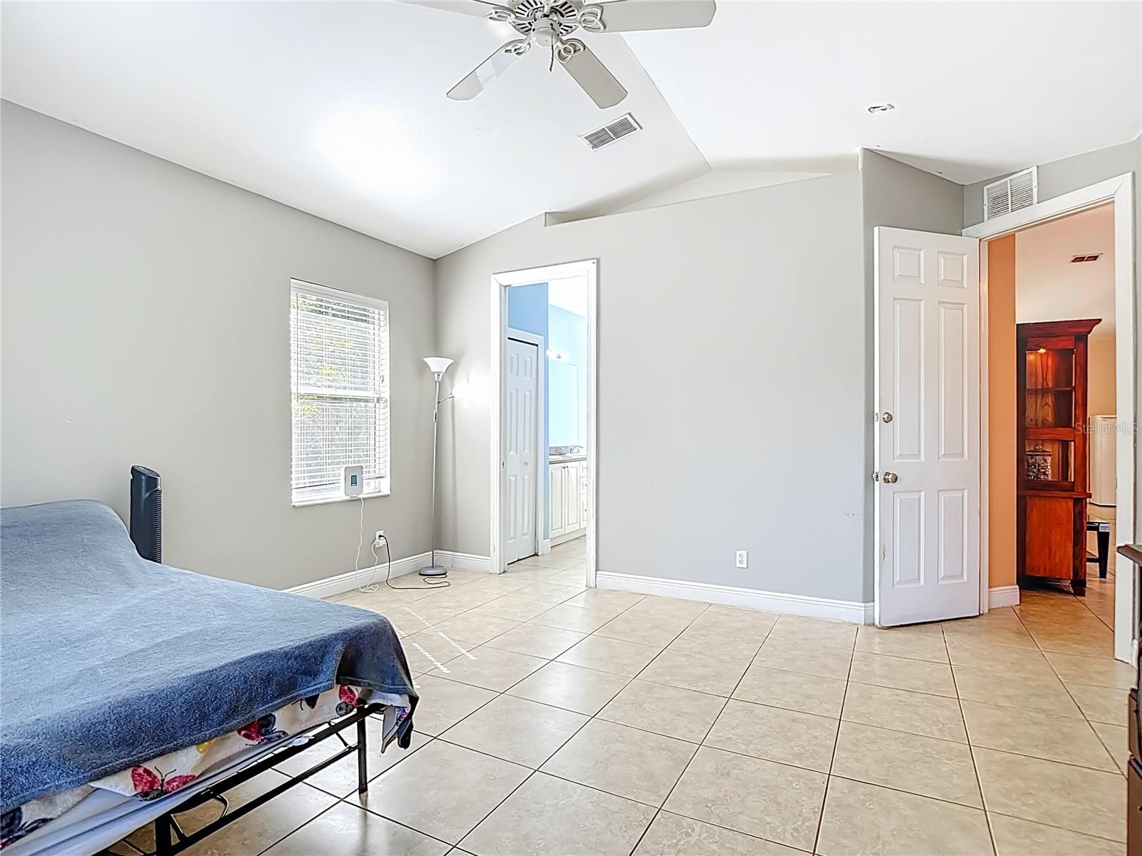 GOLDEN GATE ESTATE UNIT 47 - Residential