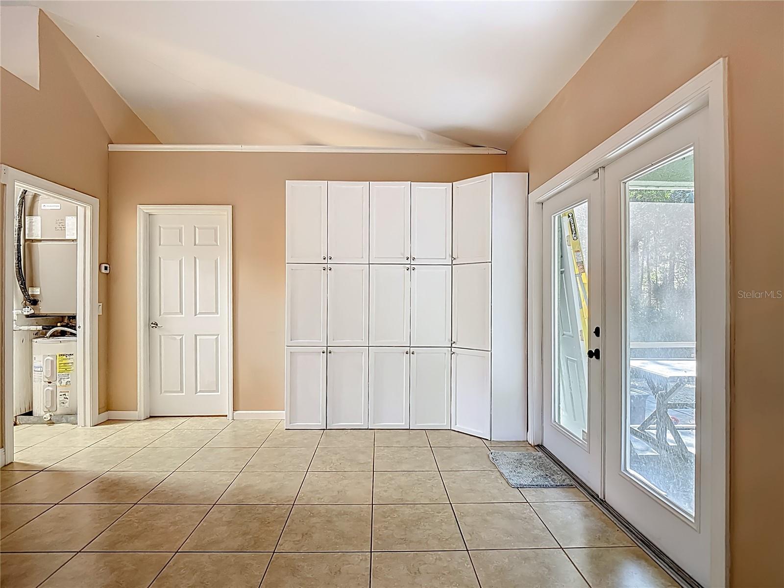 GOLDEN GATE ESTATE UNIT 47 - Residential