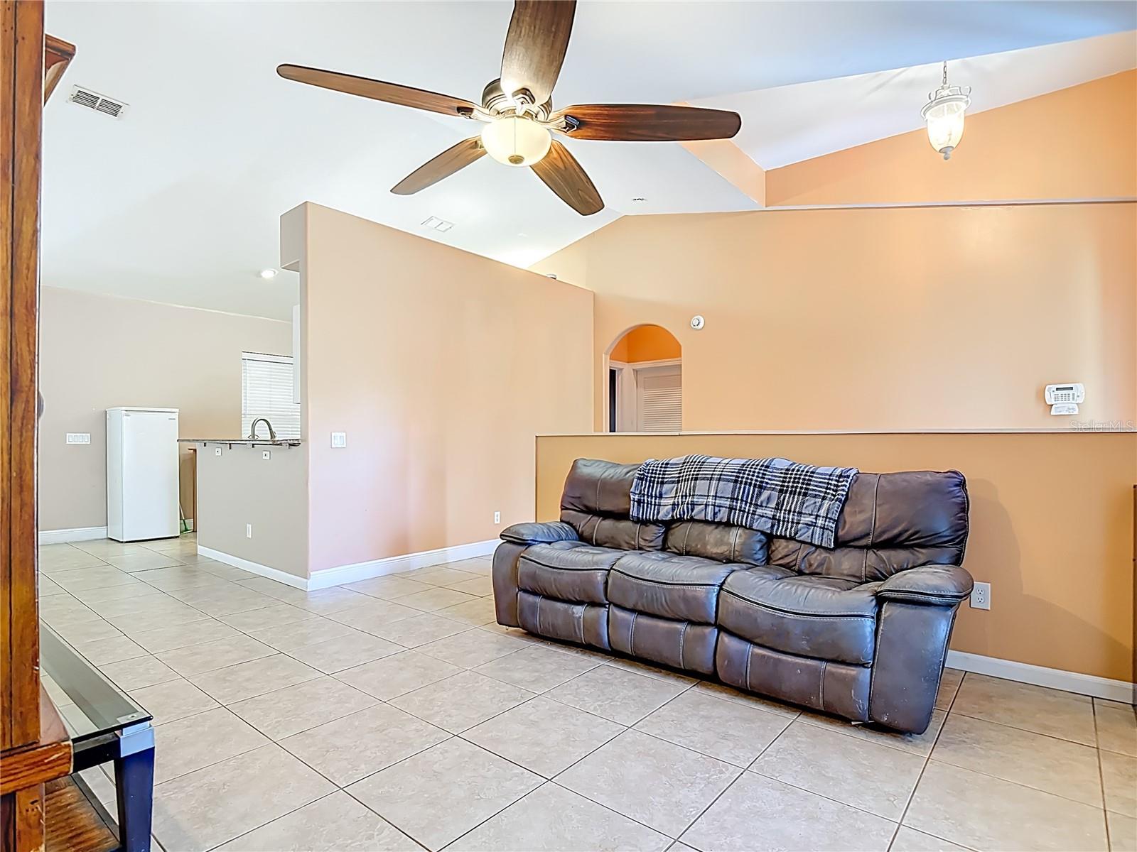 GOLDEN GATE ESTATE UNIT 47 - Residential