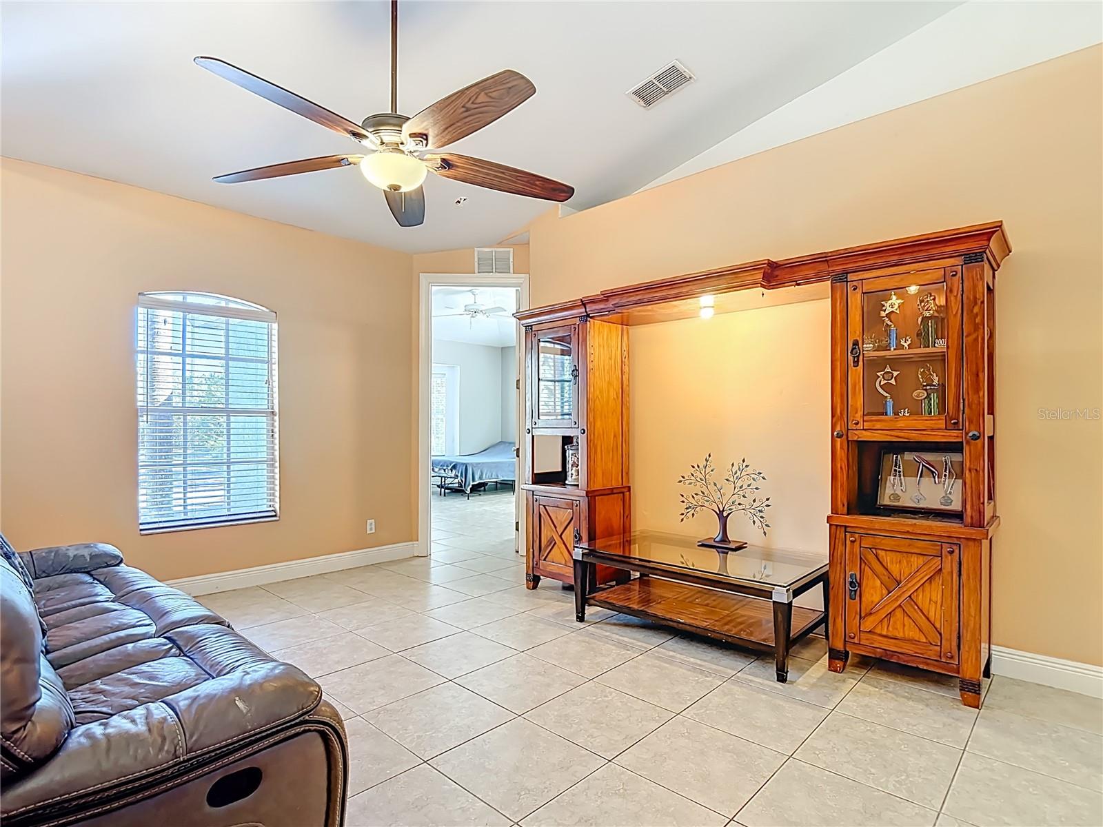 GOLDEN GATE ESTATE UNIT 47 - Residential