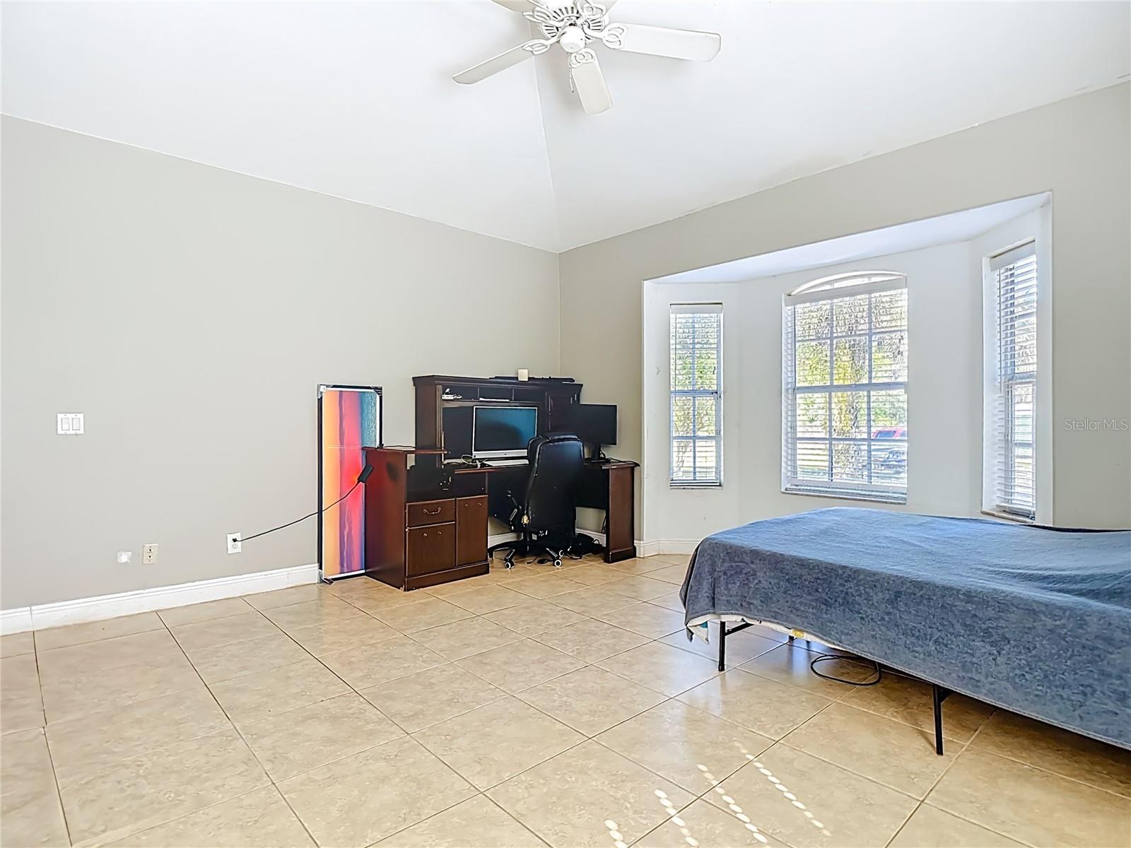 GOLDEN GATE ESTATE UNIT 47 - Residential