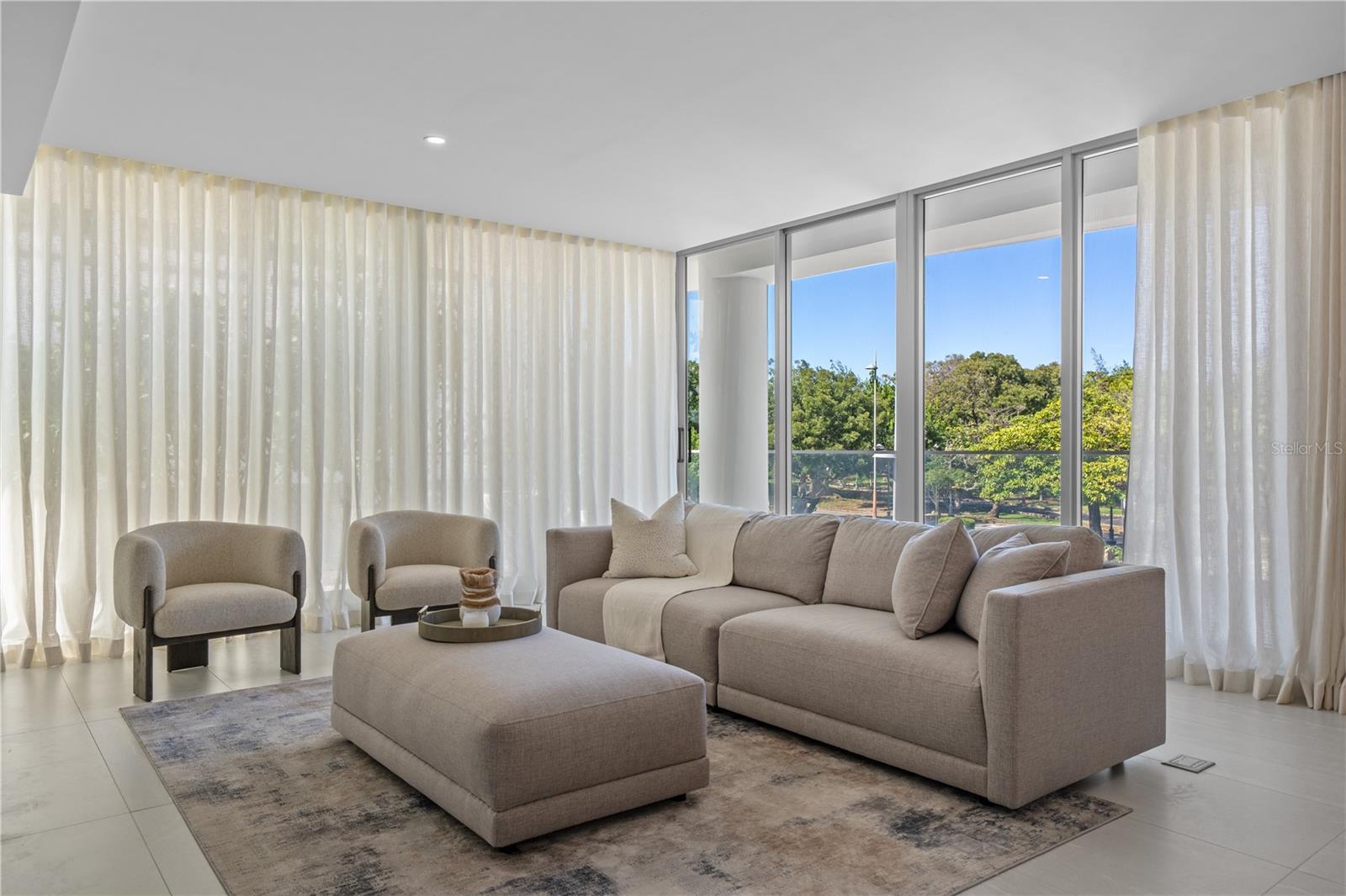 LE PARC 301 - Residential