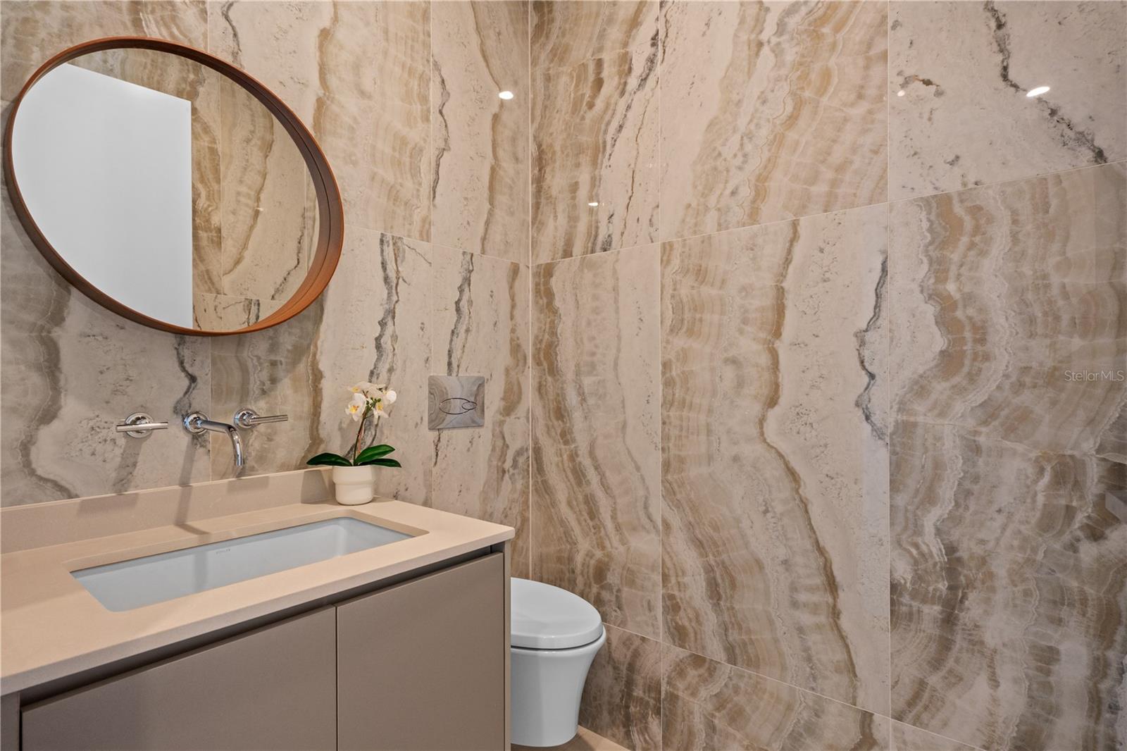 LE PARC 301 - Residential