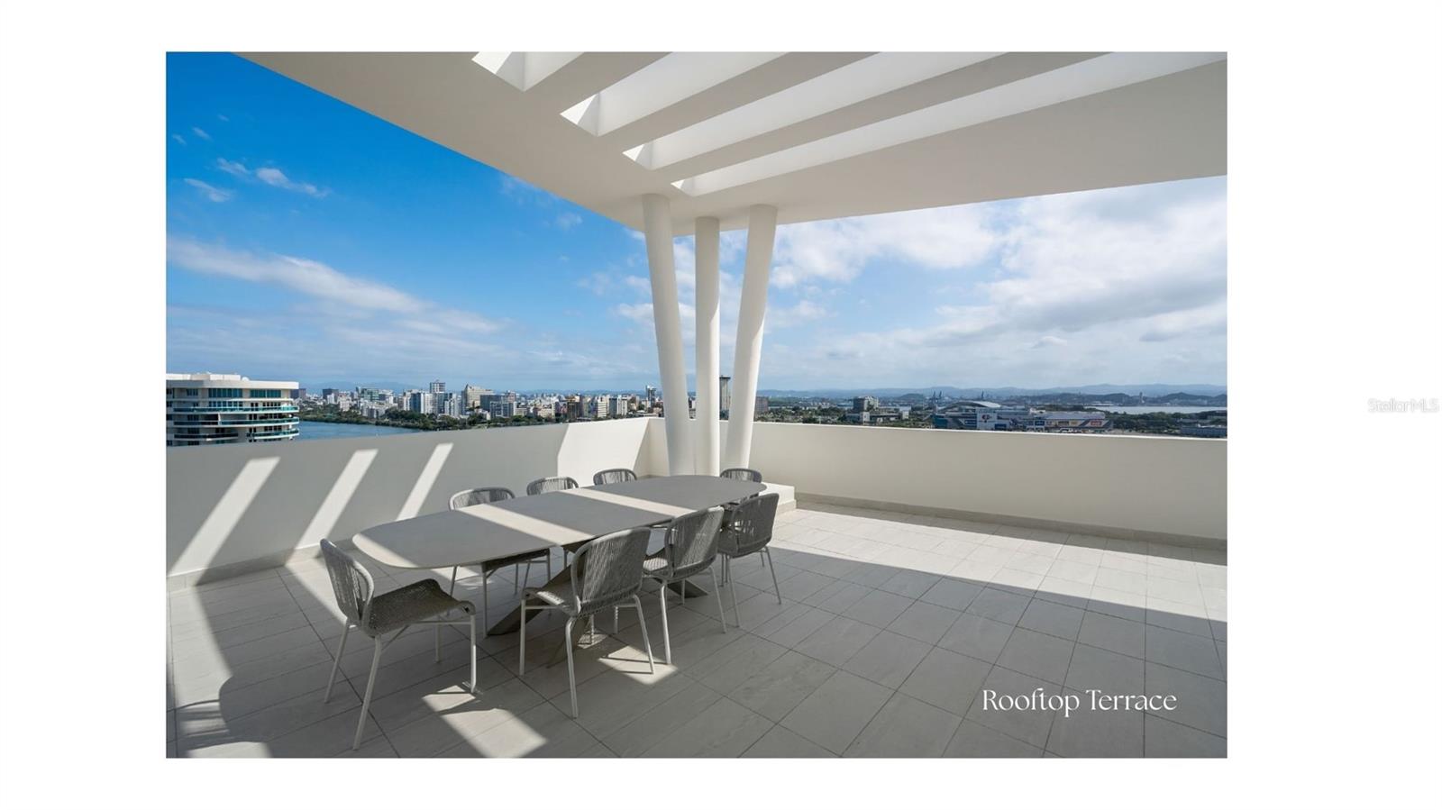 LE PARC 301 - Residential