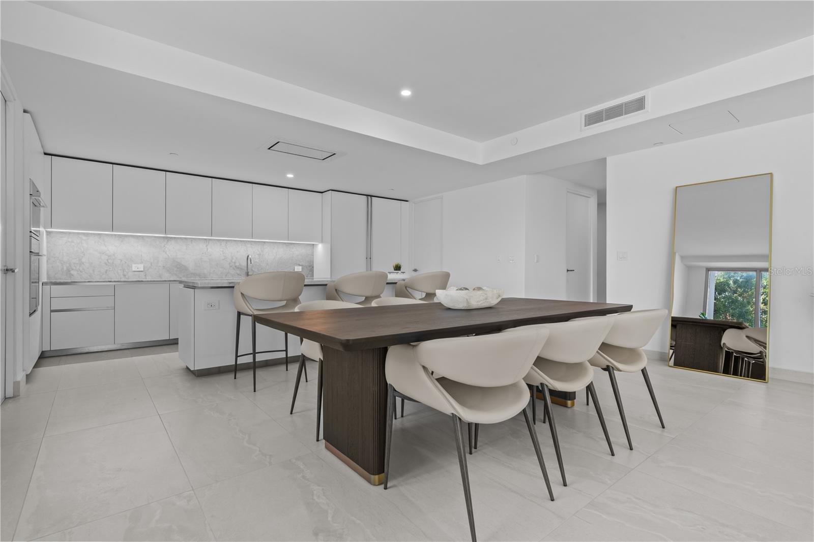 LE PARC 301 - Residential