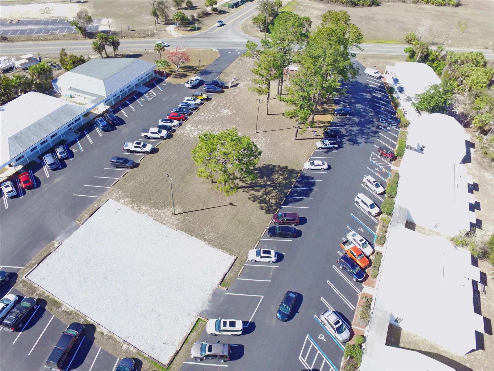 PLANTATION OFFICES - Commercial Sale