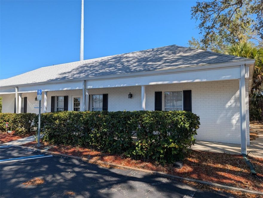 **OPPORTUNITY.** Located in Crystal River just a short turn off US 19, this available office has great potential for pediatric Dental/ medical care, hair/nail salon, chiropractic medicine. Office is equipped with 7 private operatories with sinks, vanities with running water and compressed air. 2 utility rooms, 2 bathrooms , large waiting room, reception desk with 2 separate entrances , perfect for offering different services or sub leasing . New roof and AC 2025 with building alarm system. BIG changes coming this year to the Plantation! You won't want to miss this opportunity.