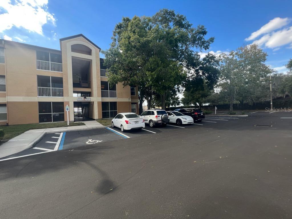 SANDLAKE PRIVATE RESIDENCES - Residential Lease