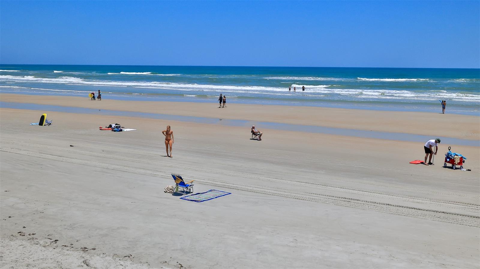 Village Colony Beach Club - Residential