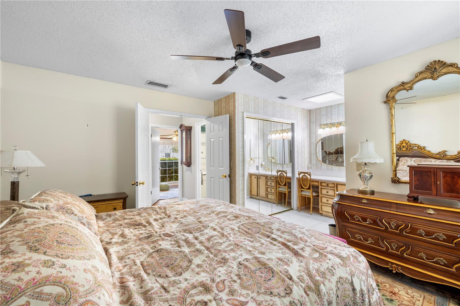 TOWNN COUNTRY PARK SC 9 UN 11 - Residential