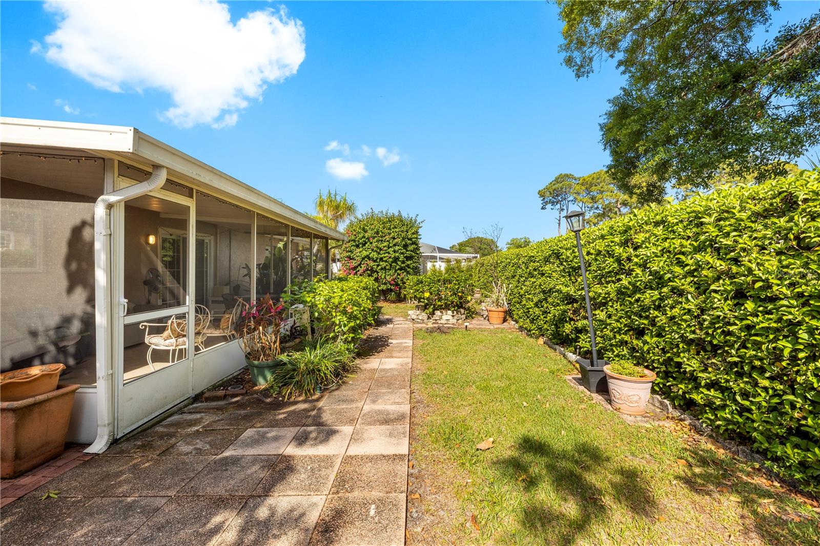 TOWNN COUNTRY PARK SC 9 UN 11 - Residential