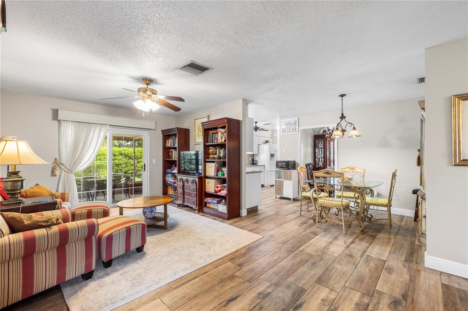 TOWNN COUNTRY PARK SC 9 UN 11 - Residential