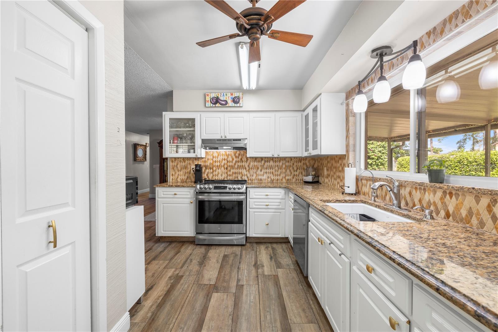 TOWNN COUNTRY PARK SC 9 UN 11 - Residential