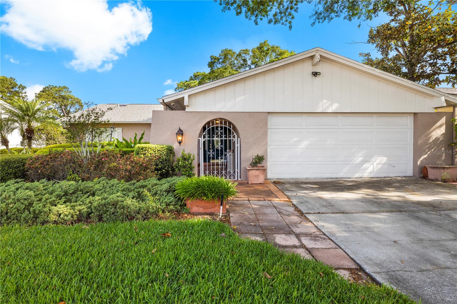 TOWNN COUNTRY PARK SC 9 UN 11 - Residential