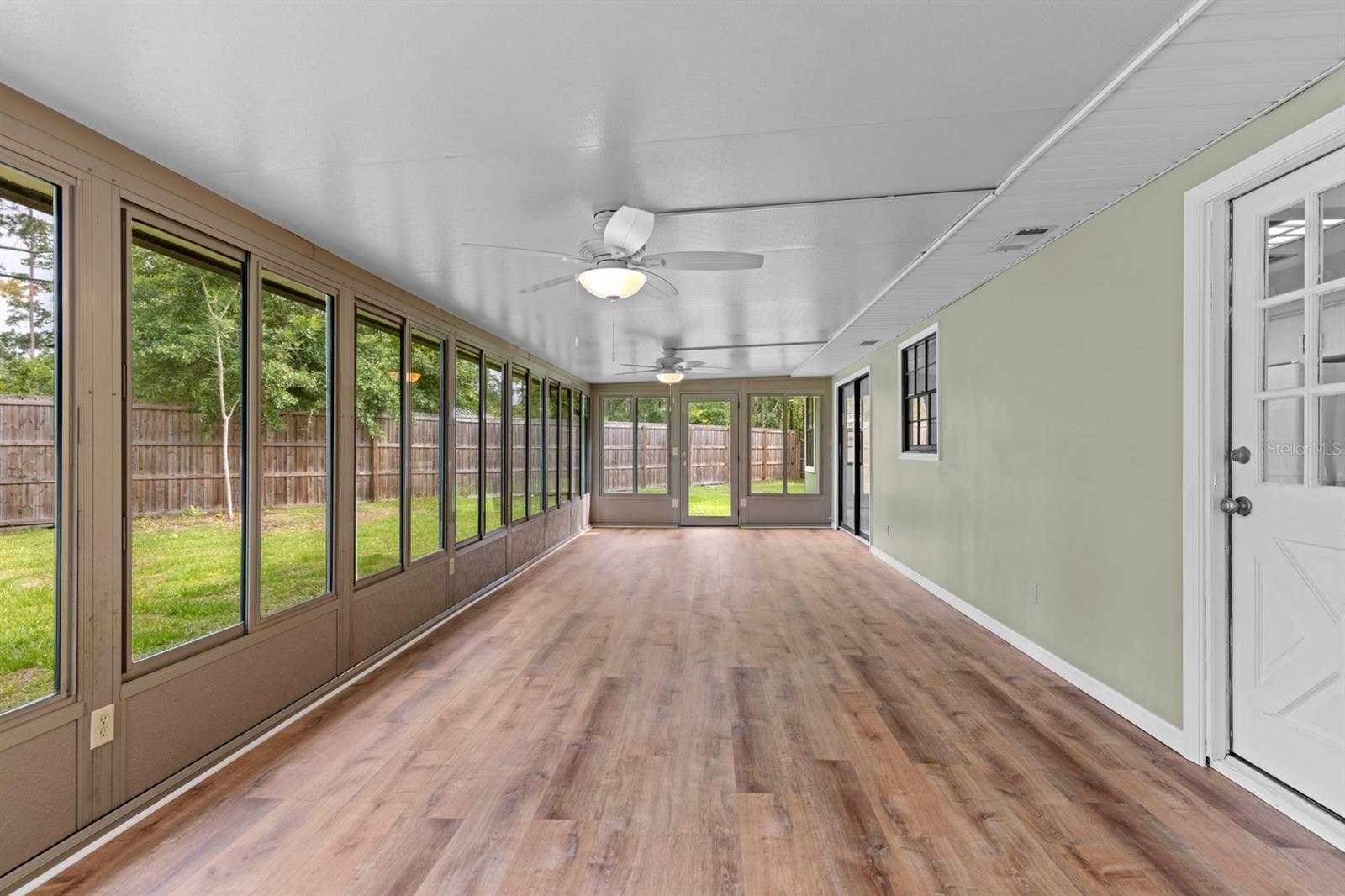 NORTHWOOD PINES UNIT 5 REP - Residential Lease