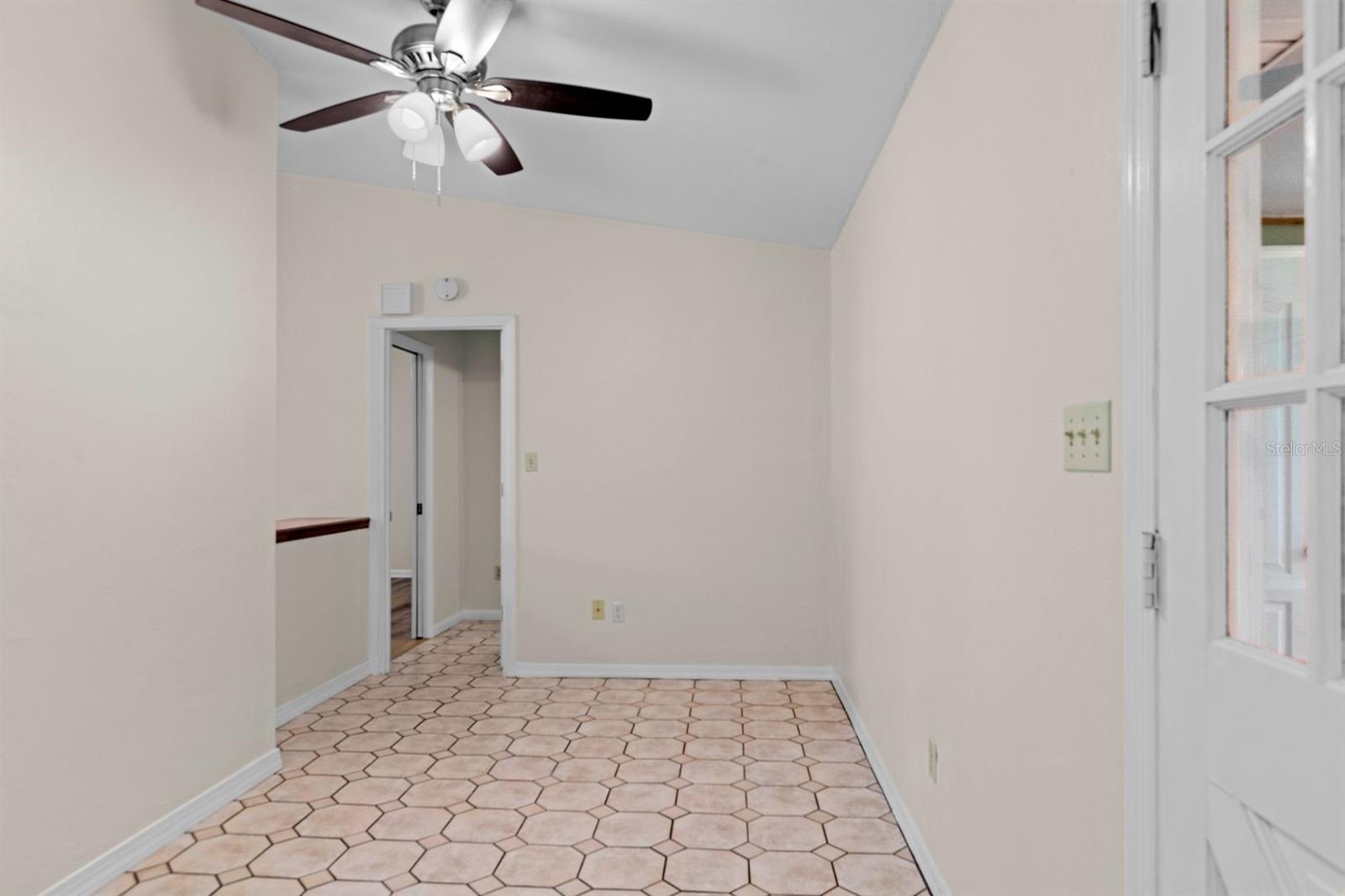 NORTHWOOD PINES UNIT 5 REP - Residential Lease