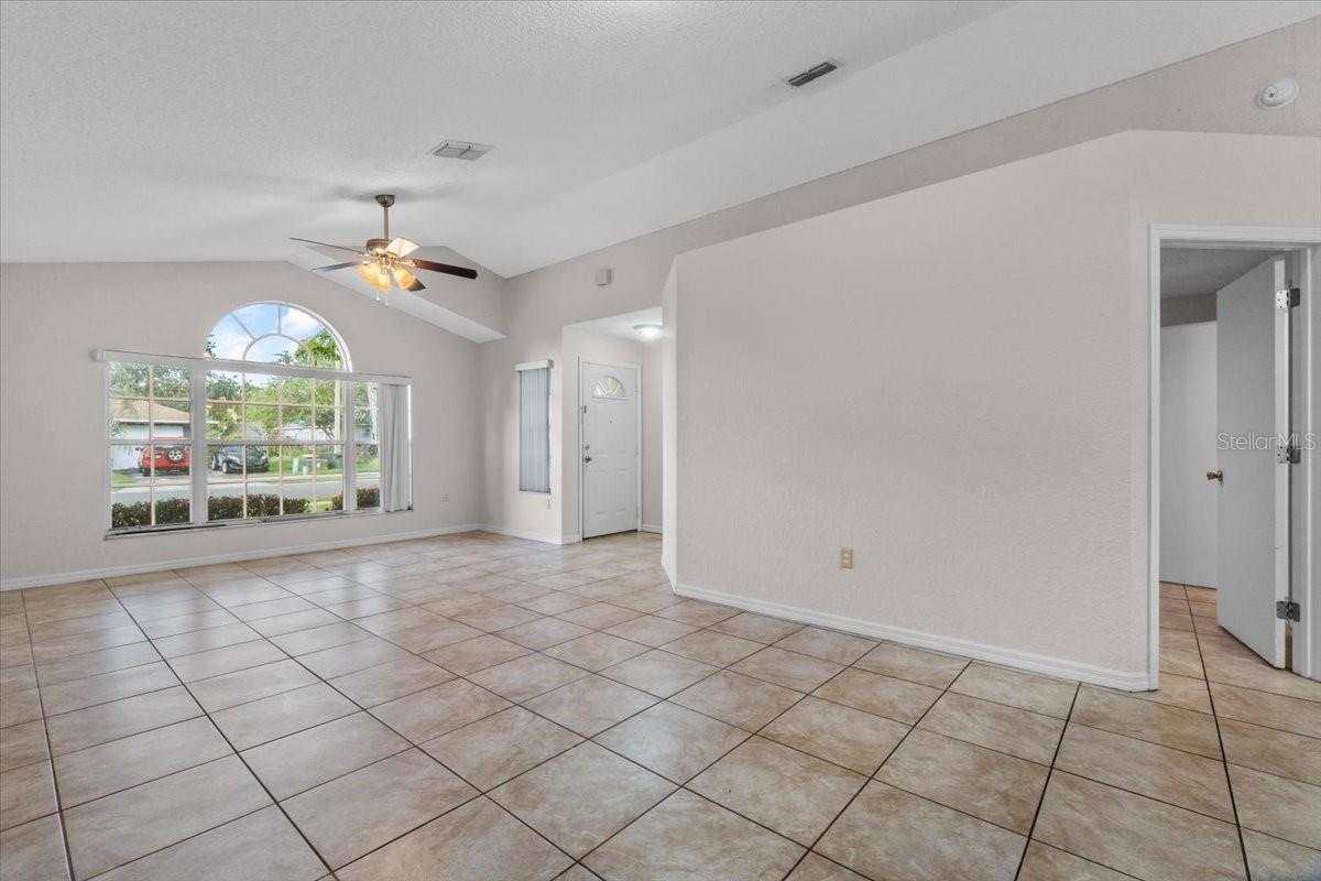 AZALEA OAKS - Residential