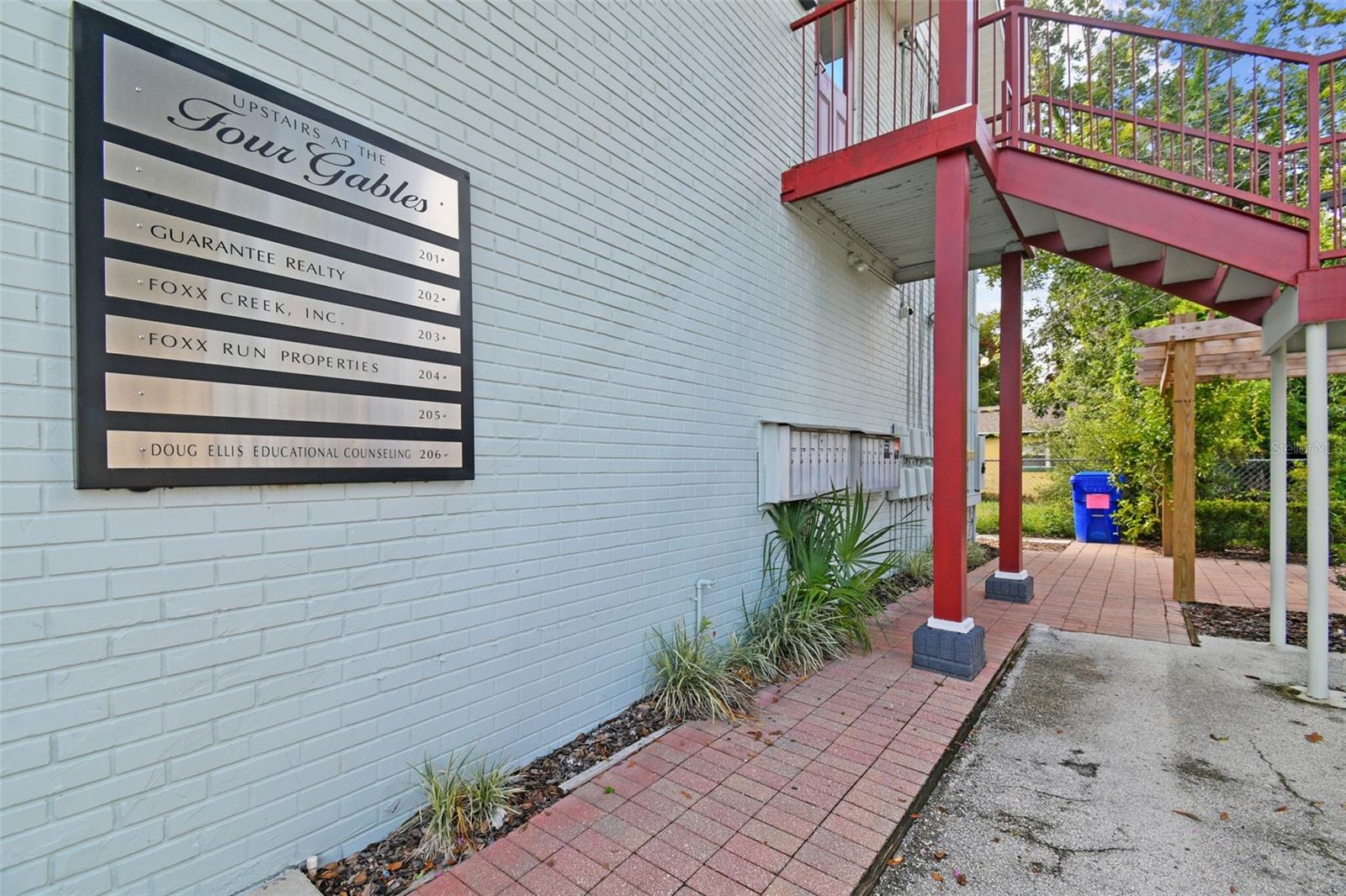 INTERLACHEN HEIGHTS - Commercial Lease