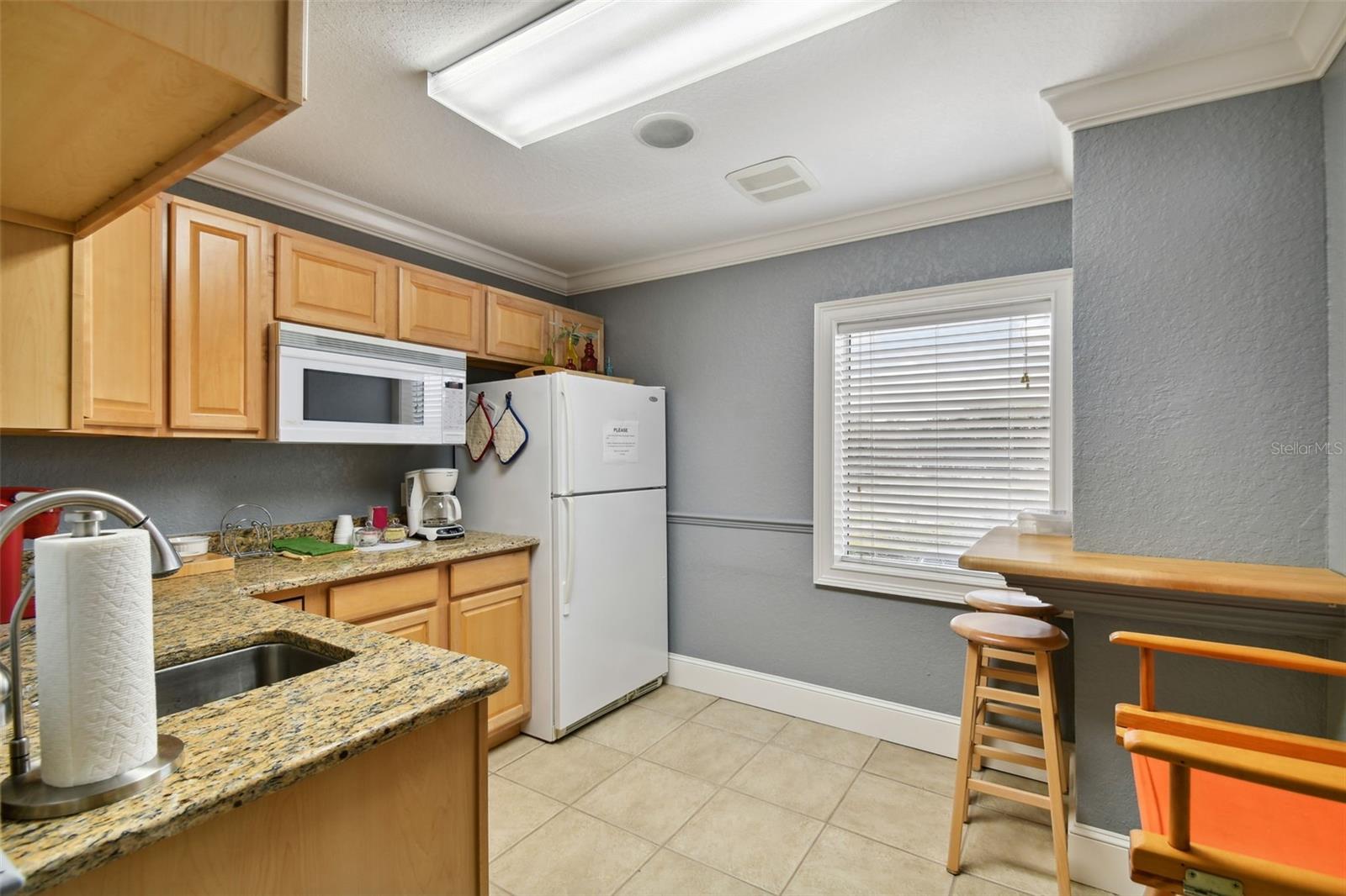 INTERLACHEN HEIGHTS - Commercial Lease