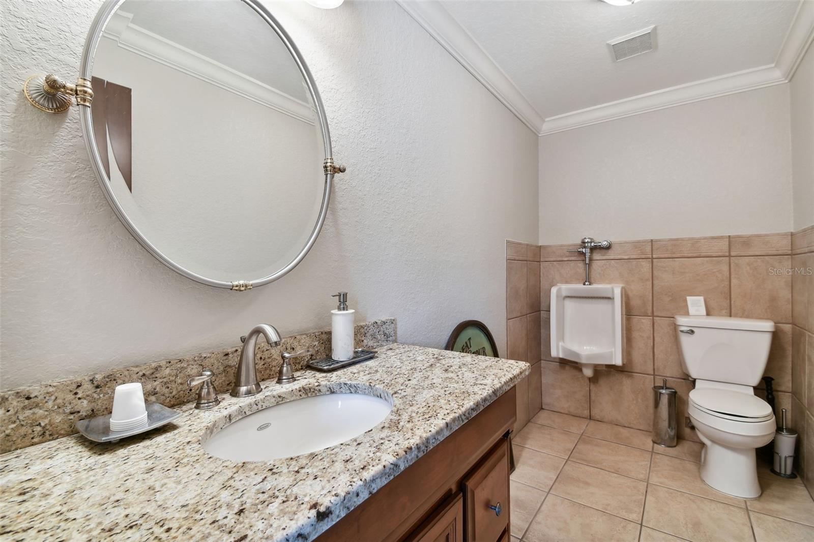 INTERLACHEN HEIGHTS - Commercial Lease