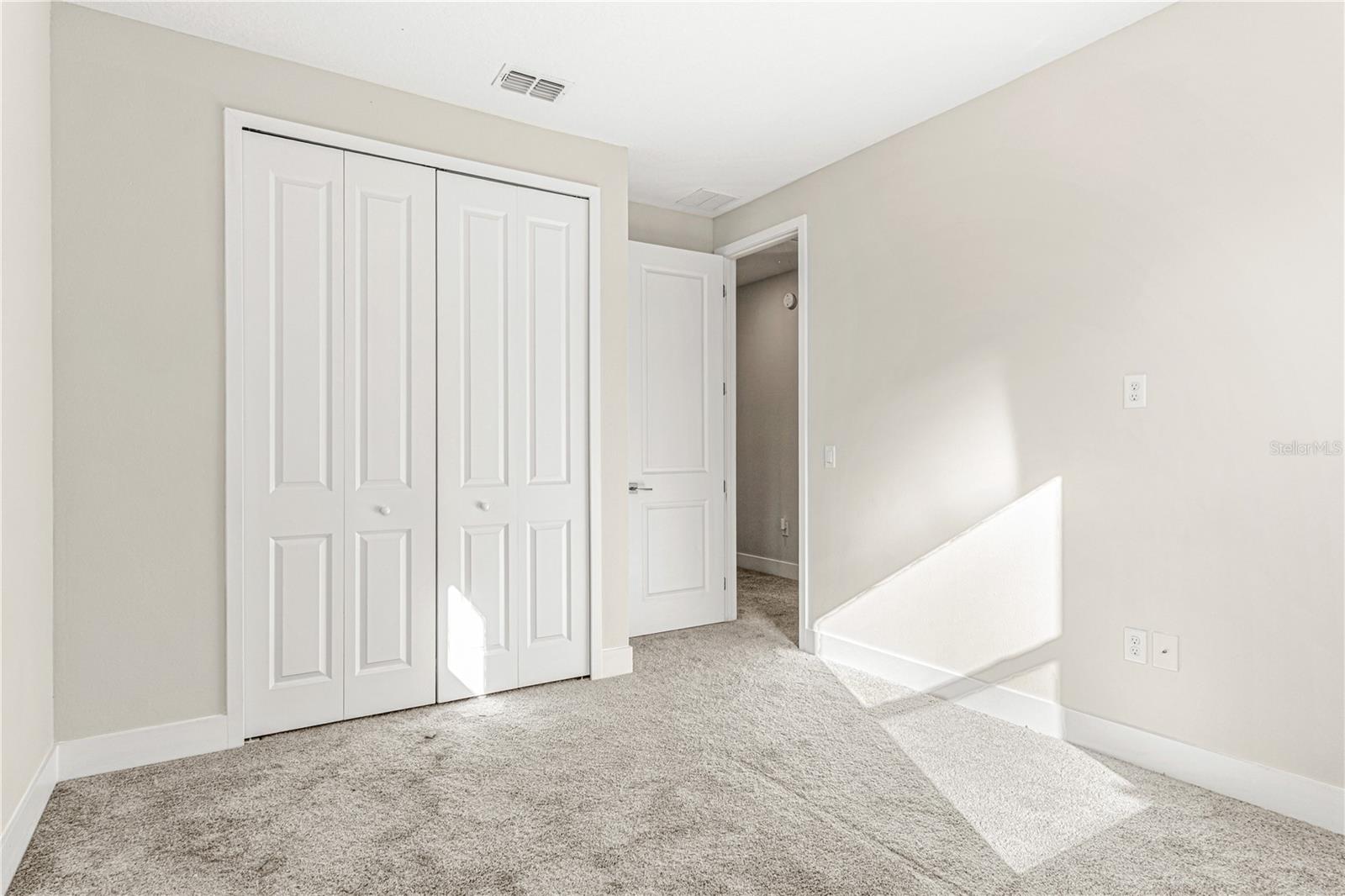 SAND LAKE SOUND - Residential Lease