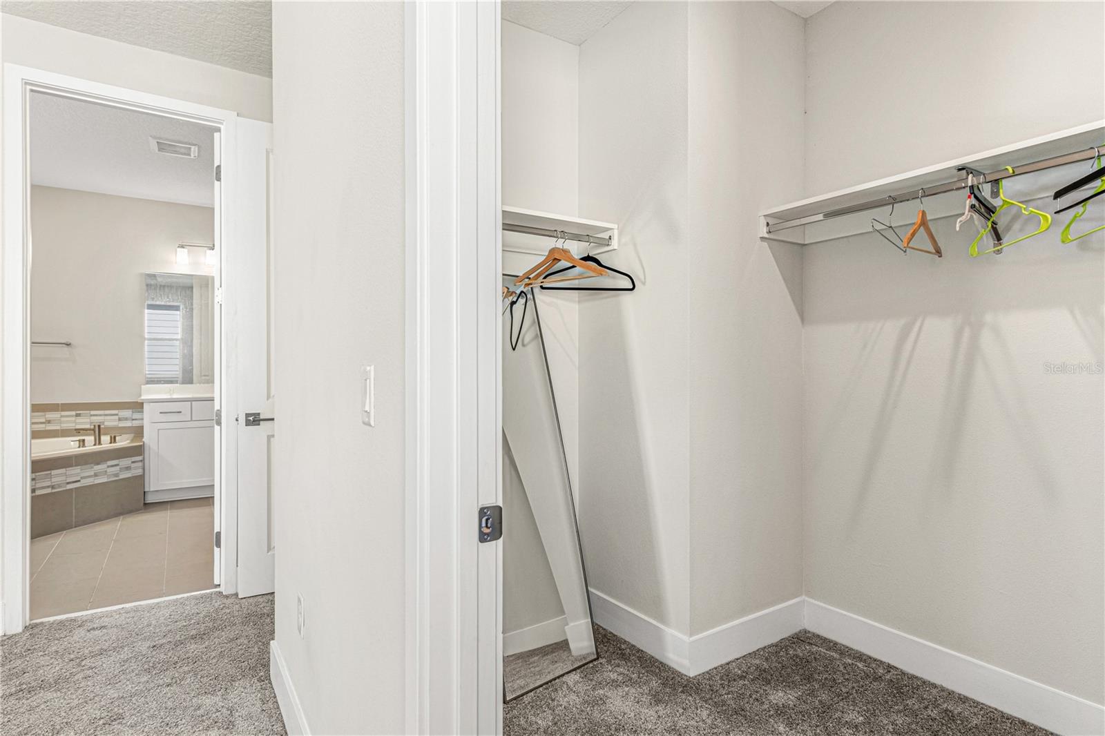 SAND LAKE SOUND - Residential Lease