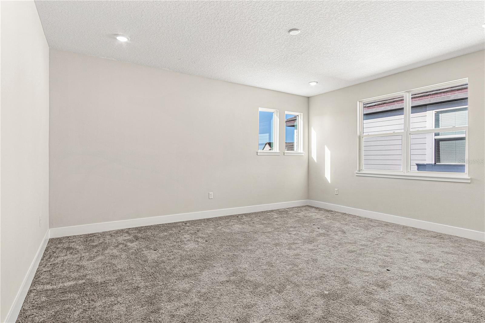 SAND LAKE SOUND - Residential Lease