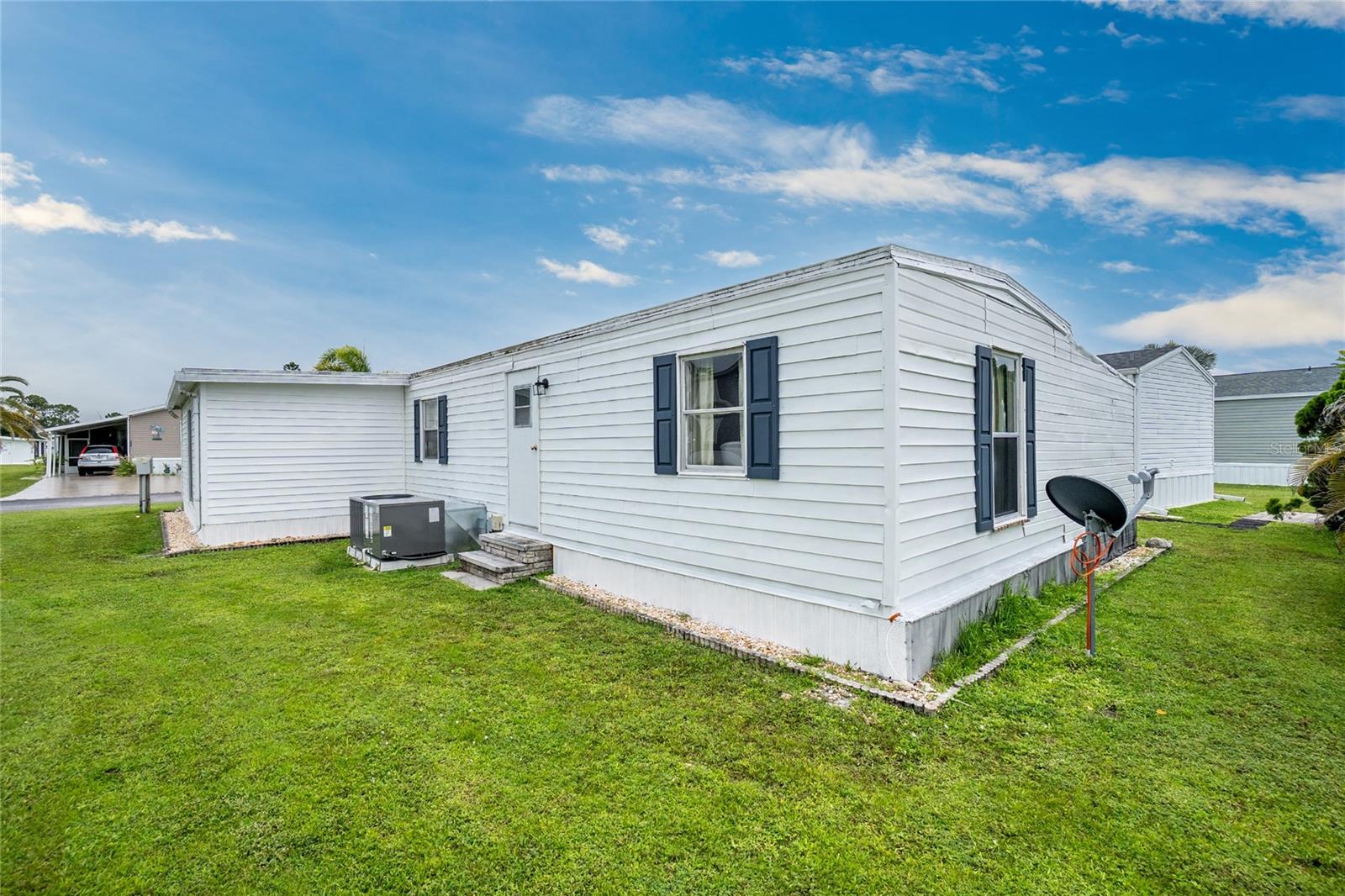 VILLAGE OF HOLIDAY LAKE - Residential