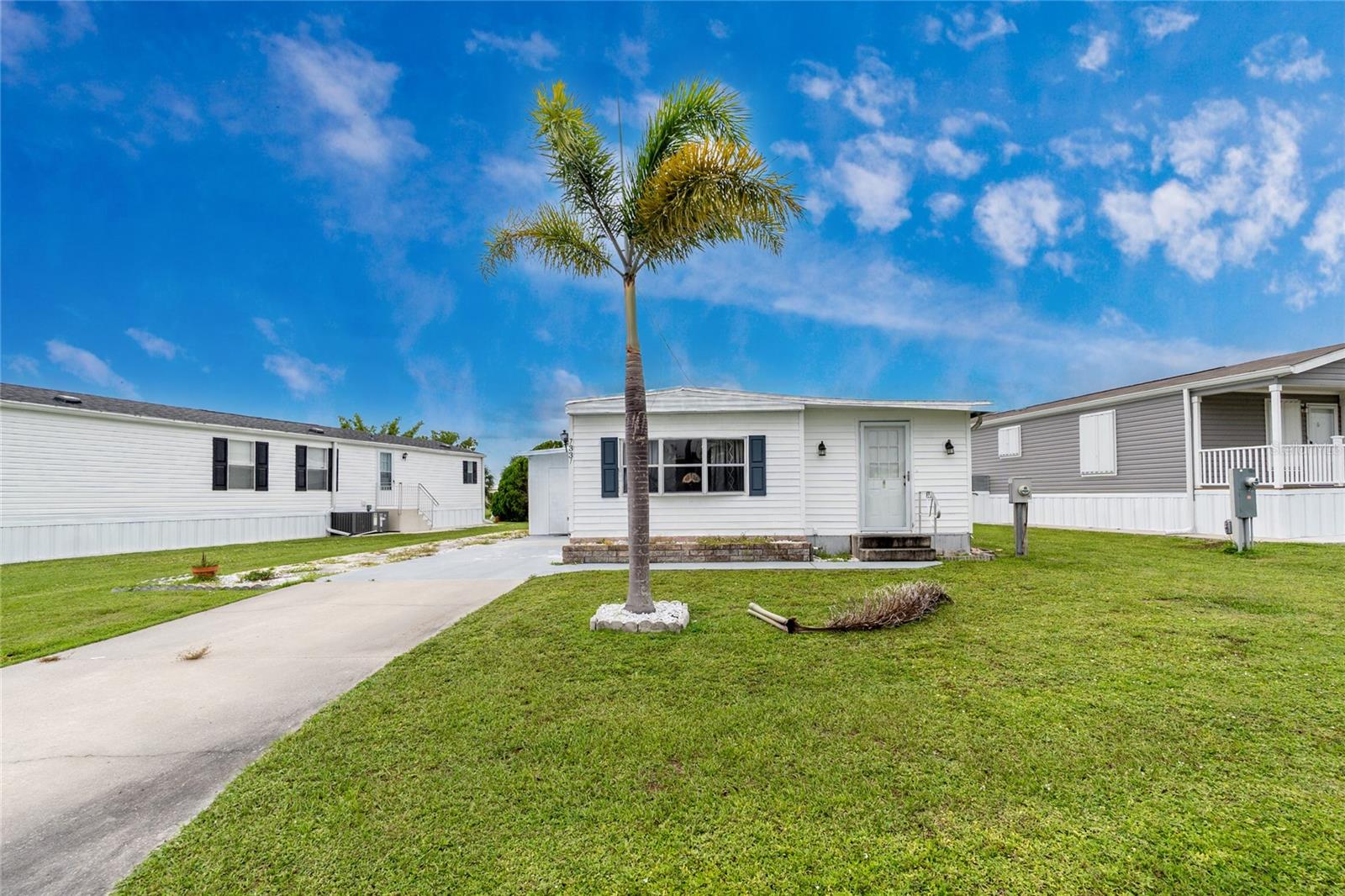 VILLAGE OF HOLIDAY LAKE - Residential