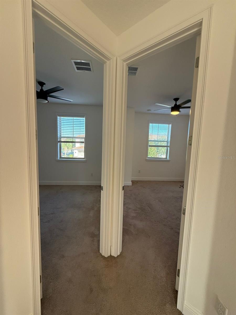 EAGLE CRK VILLAGE L PH 3A - Residential Lease