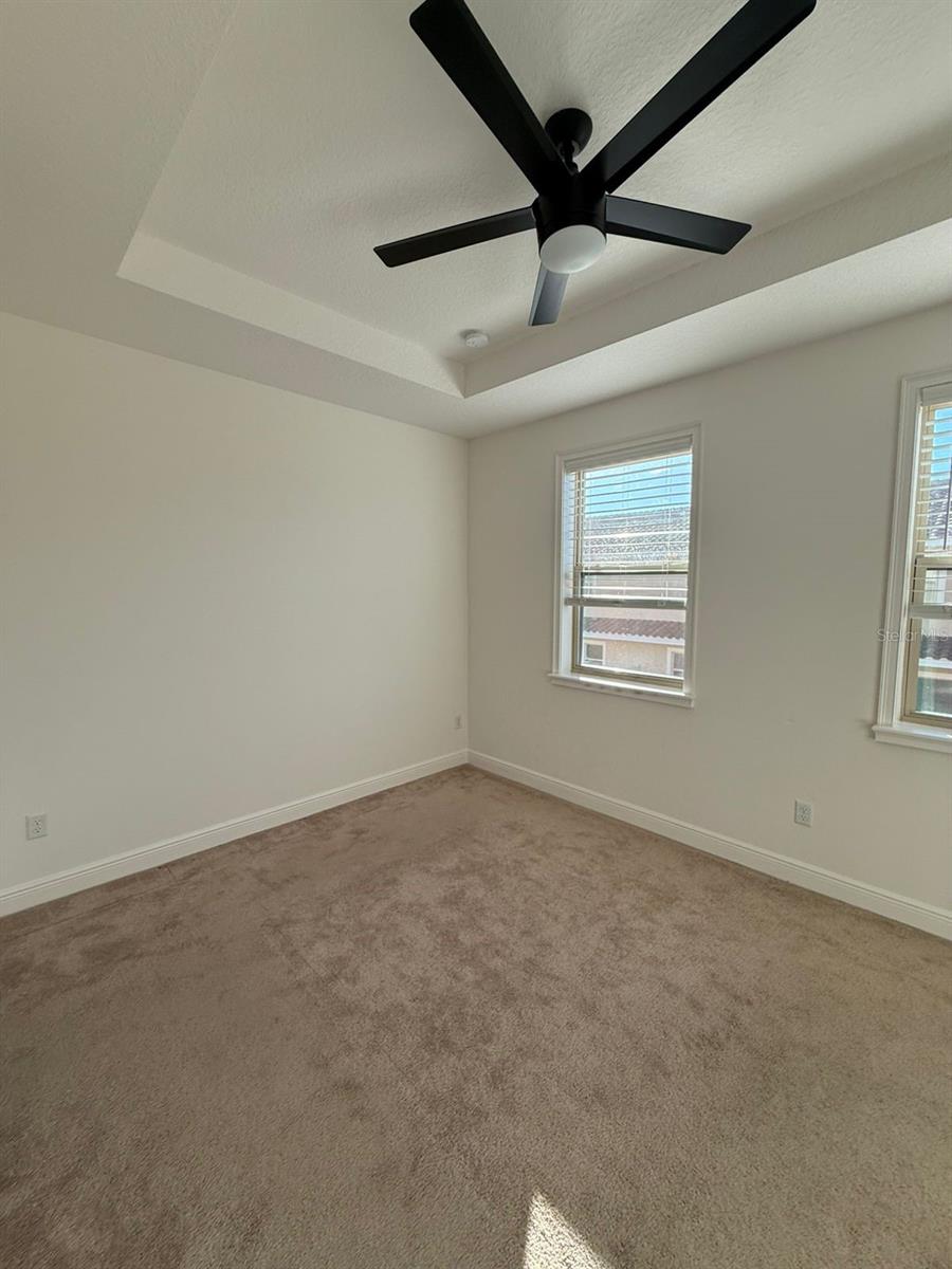 EAGLE CRK VILLAGE L PH 3A - Residential Lease