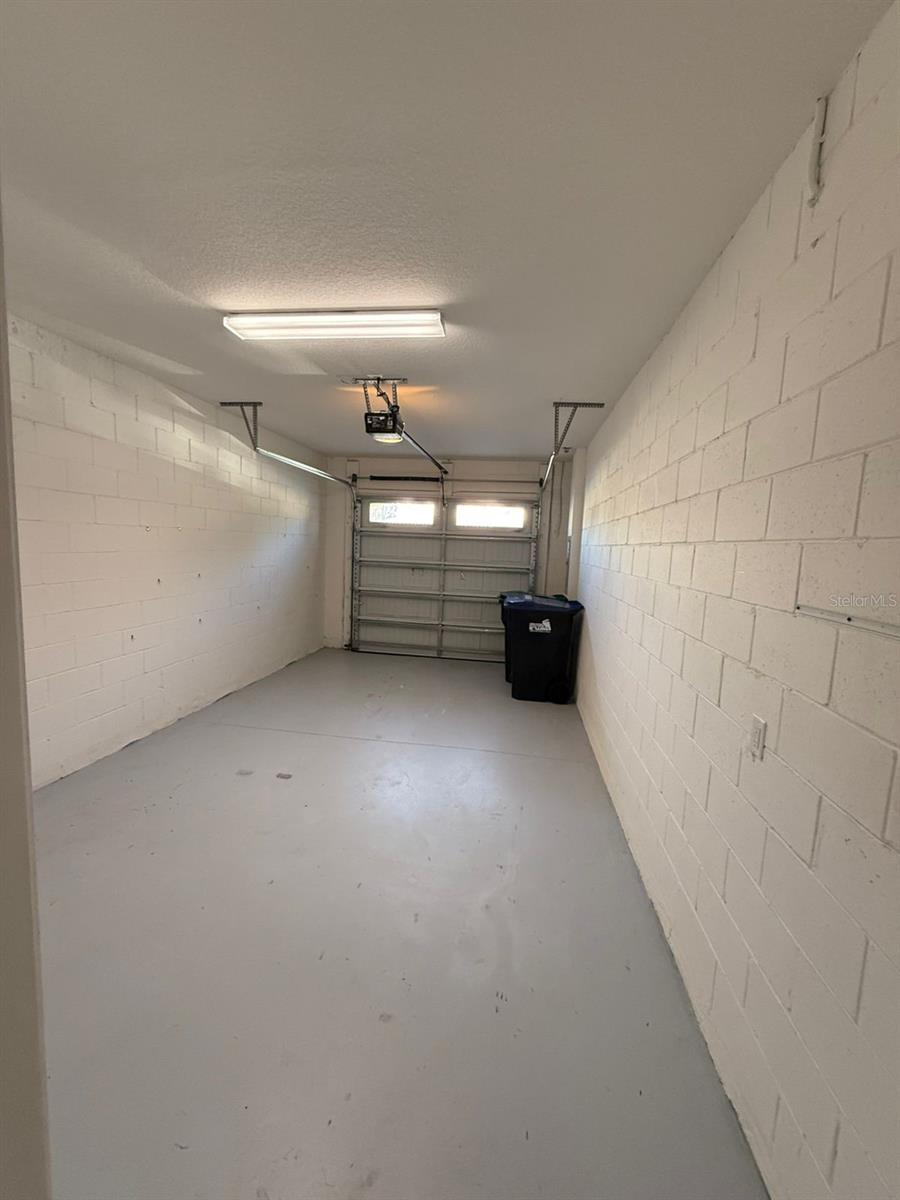 EAGLE CRK VILLAGE L PH 3A - Residential Lease