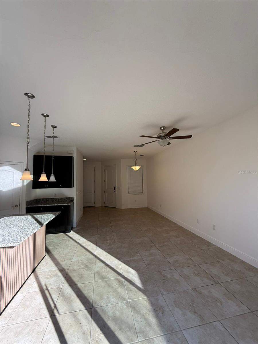 EAGLE CRK VILLAGE L PH 3A - Residential Lease