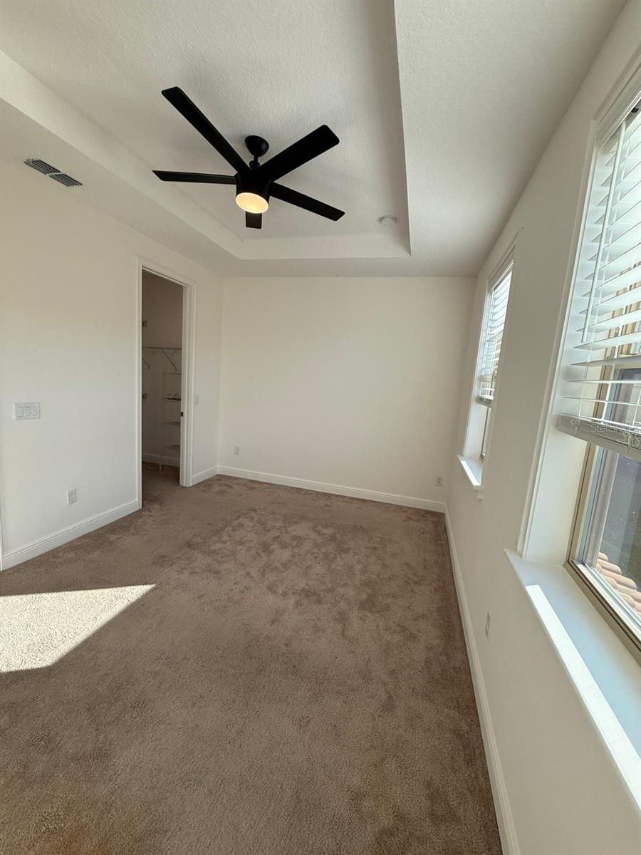 EAGLE CRK VILLAGE L PH 3A - Residential Lease