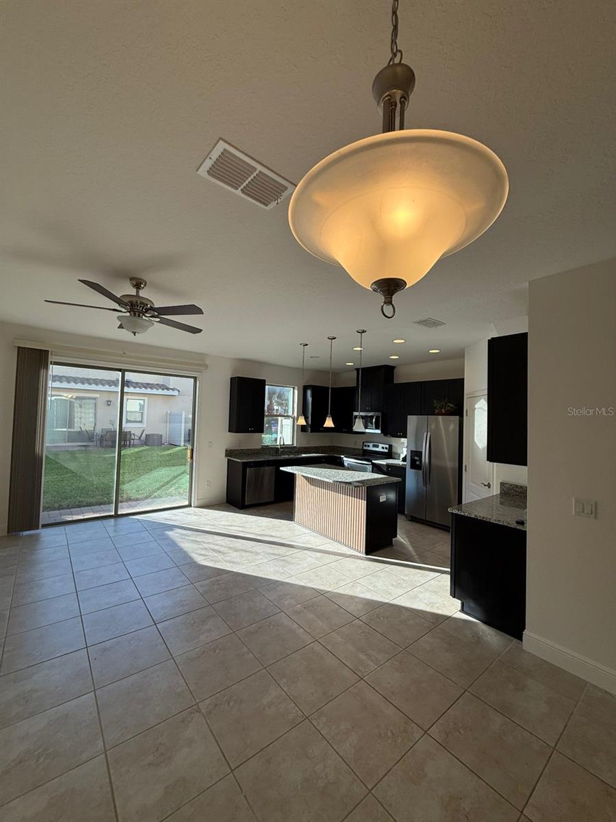 EAGLE CRK VILLAGE L PH 3A - Residential Lease