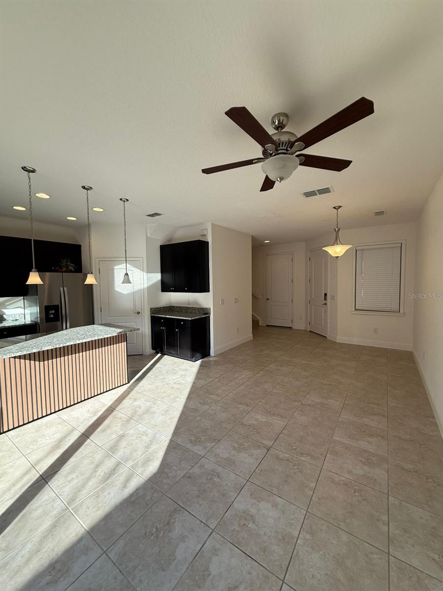 EAGLE CRK VILLAGE L PH 3A - Residential Lease