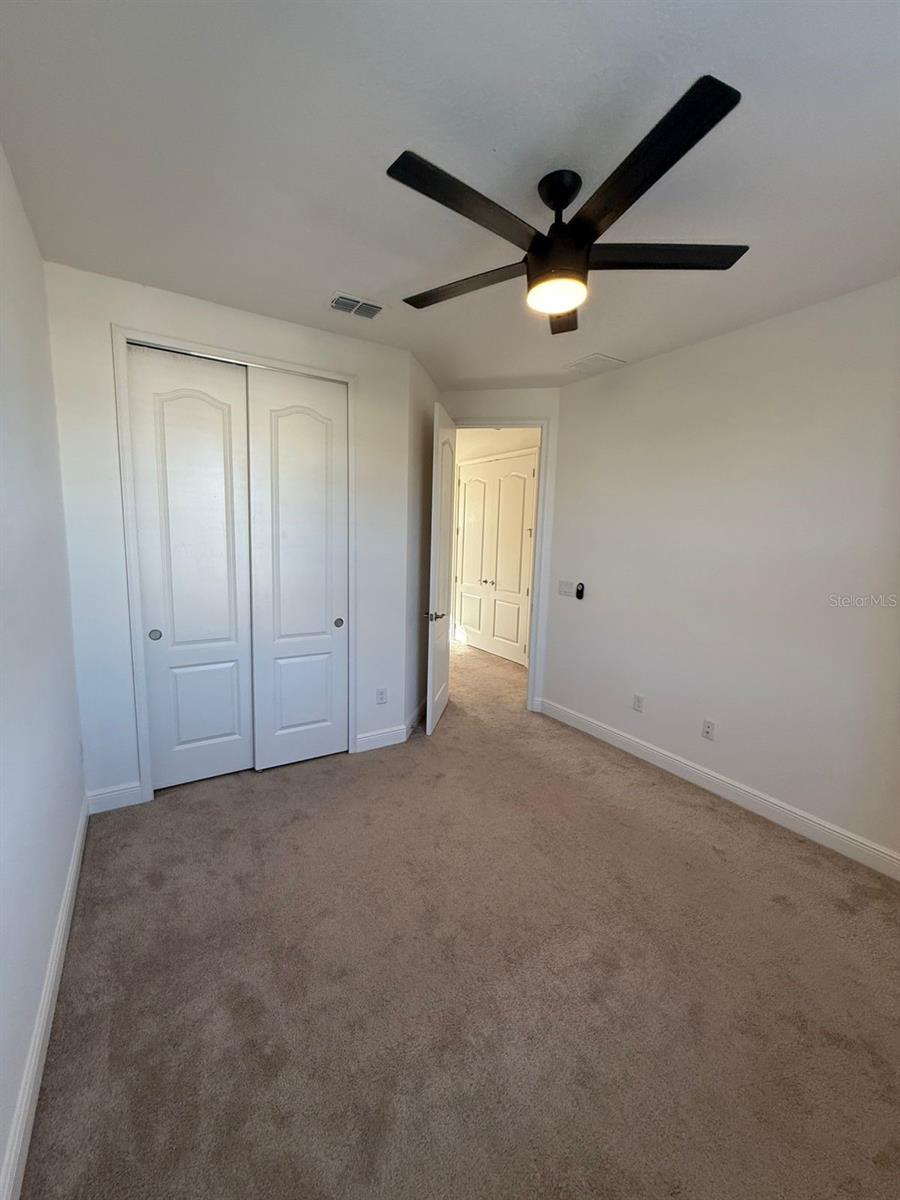 EAGLE CRK VILLAGE L PH 3A - Residential Lease