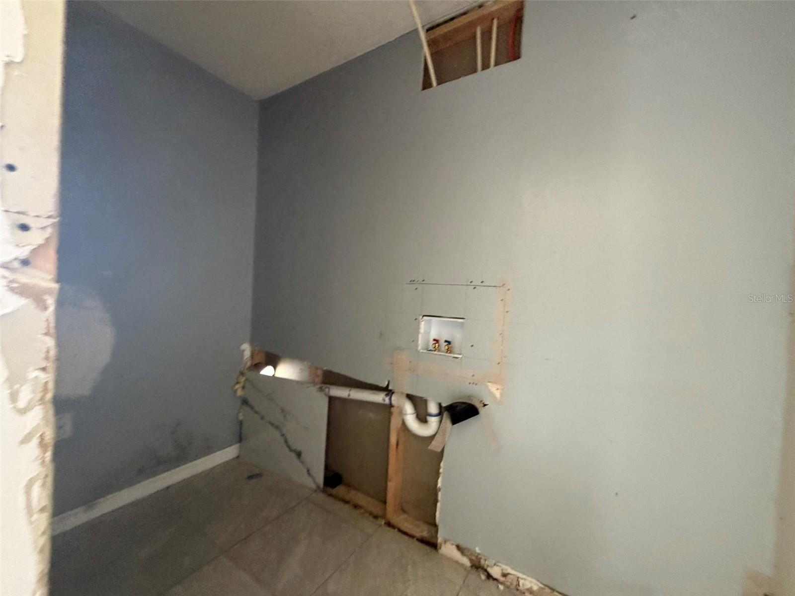 POINC VILLAGE 1 NBD 1 N - Residential