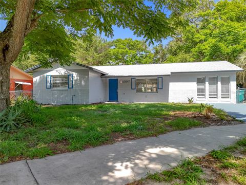 Photo of 1307 Jean Court, Eustis, FL 32726 (MLS # O6309951) Photo of 1307 Jean Court, Eustis, FL 32726 (MLS # O6309951)