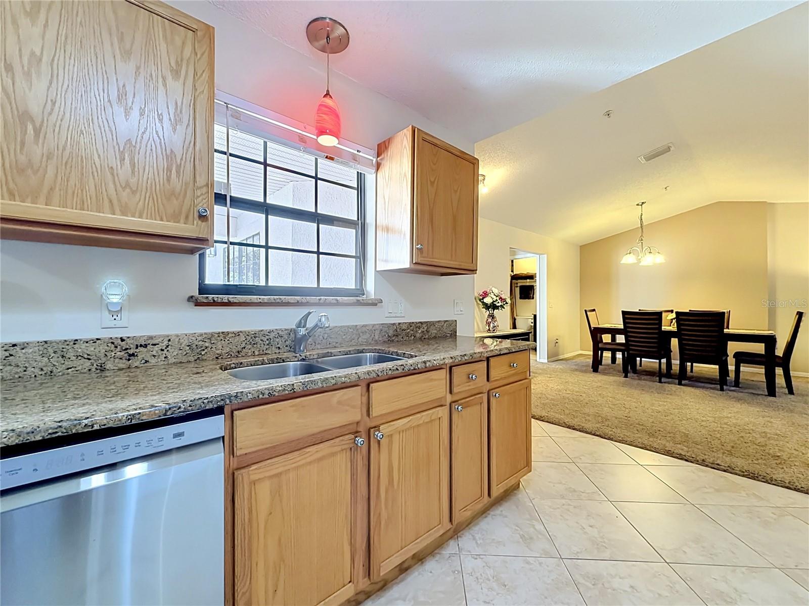 LA VITA CONDO PH 4 - Residential