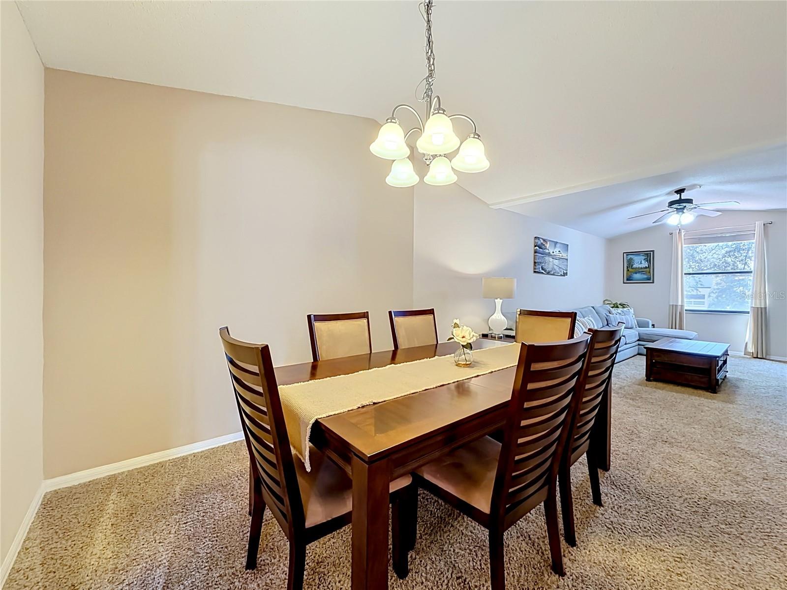 LA VITA CONDO PH 4 - Residential