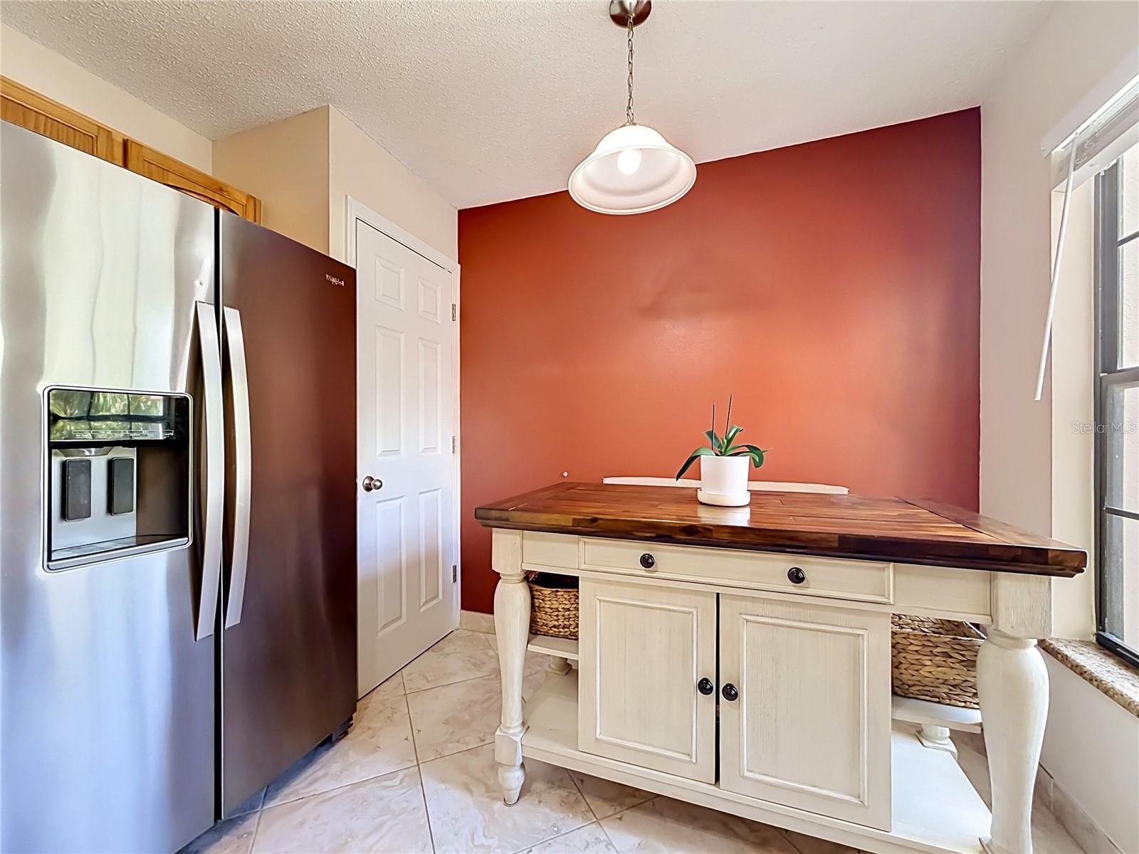 LA VITA CONDO PH 4 - Residential