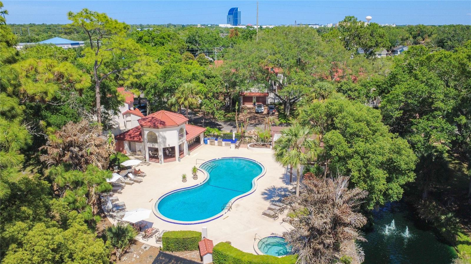 LA VITA CONDO PH 4 - Residential