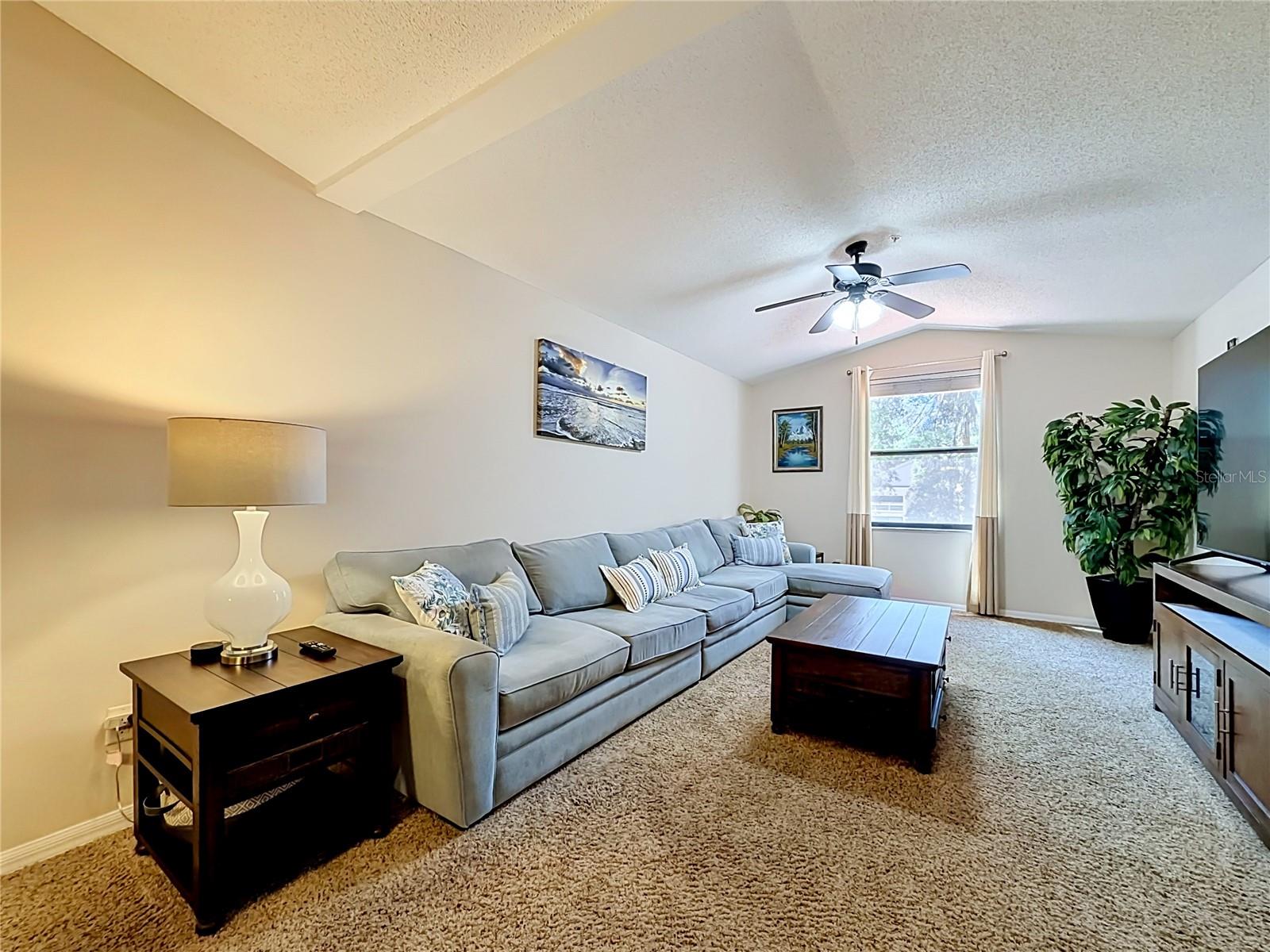 LA VITA CONDO PH 4 - Residential