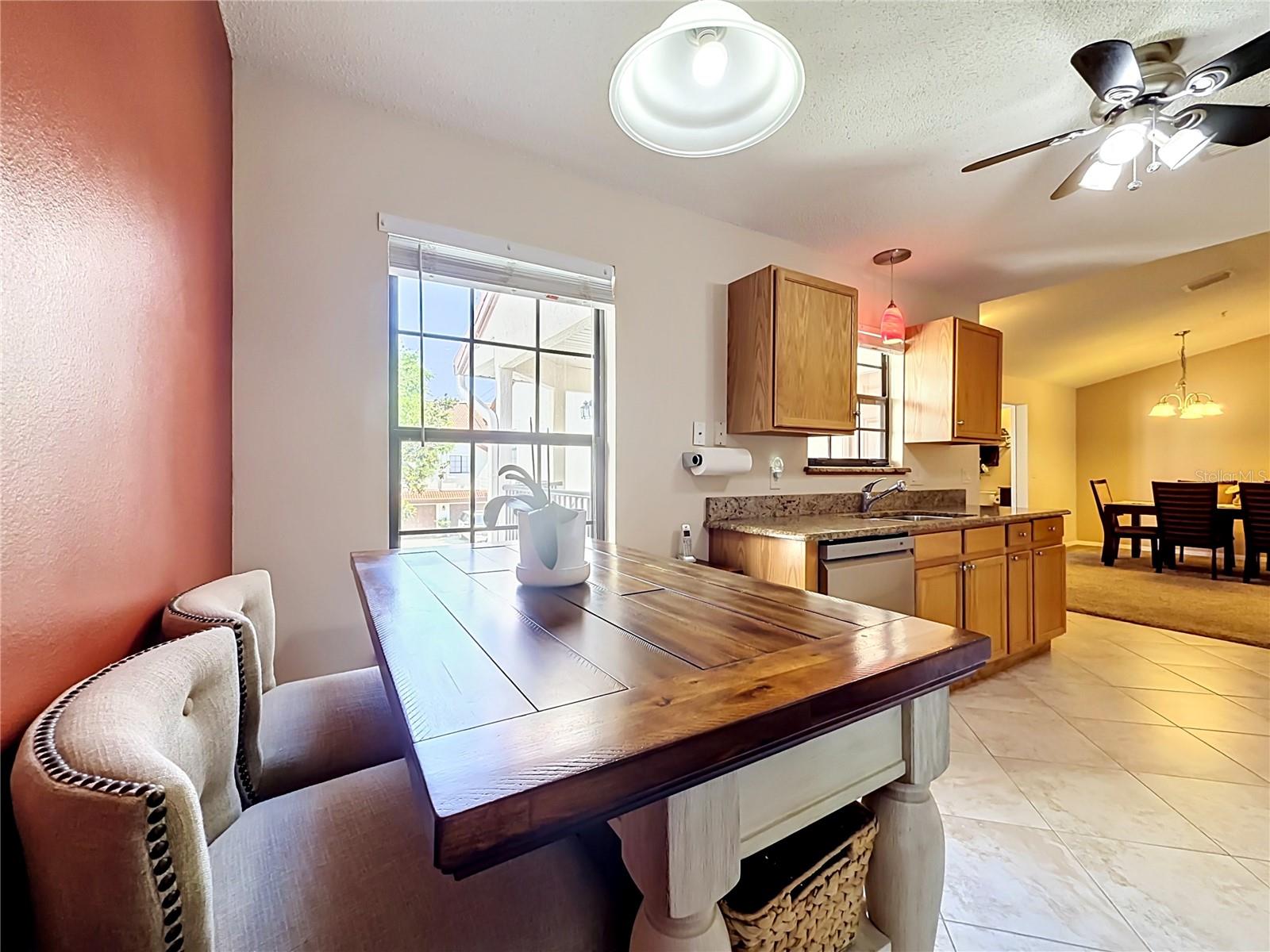 LA VITA CONDO PH 4 - Residential