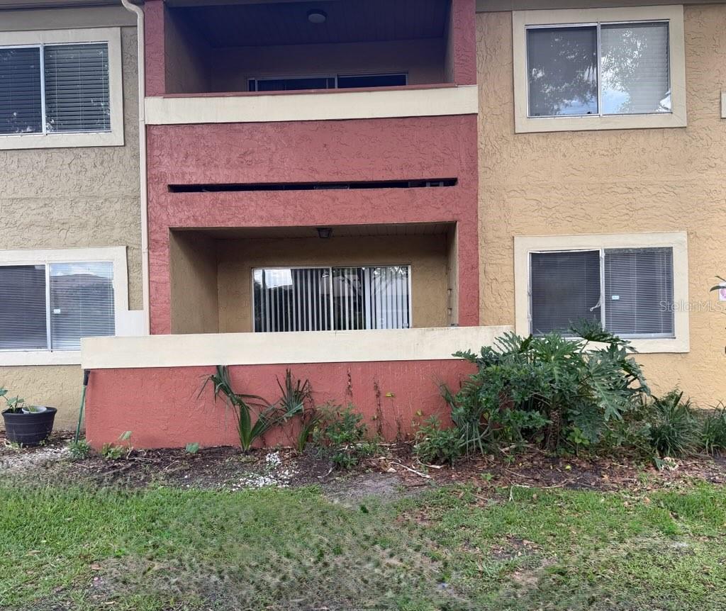 OXFORD SQUARE CONDO - Residential Lease