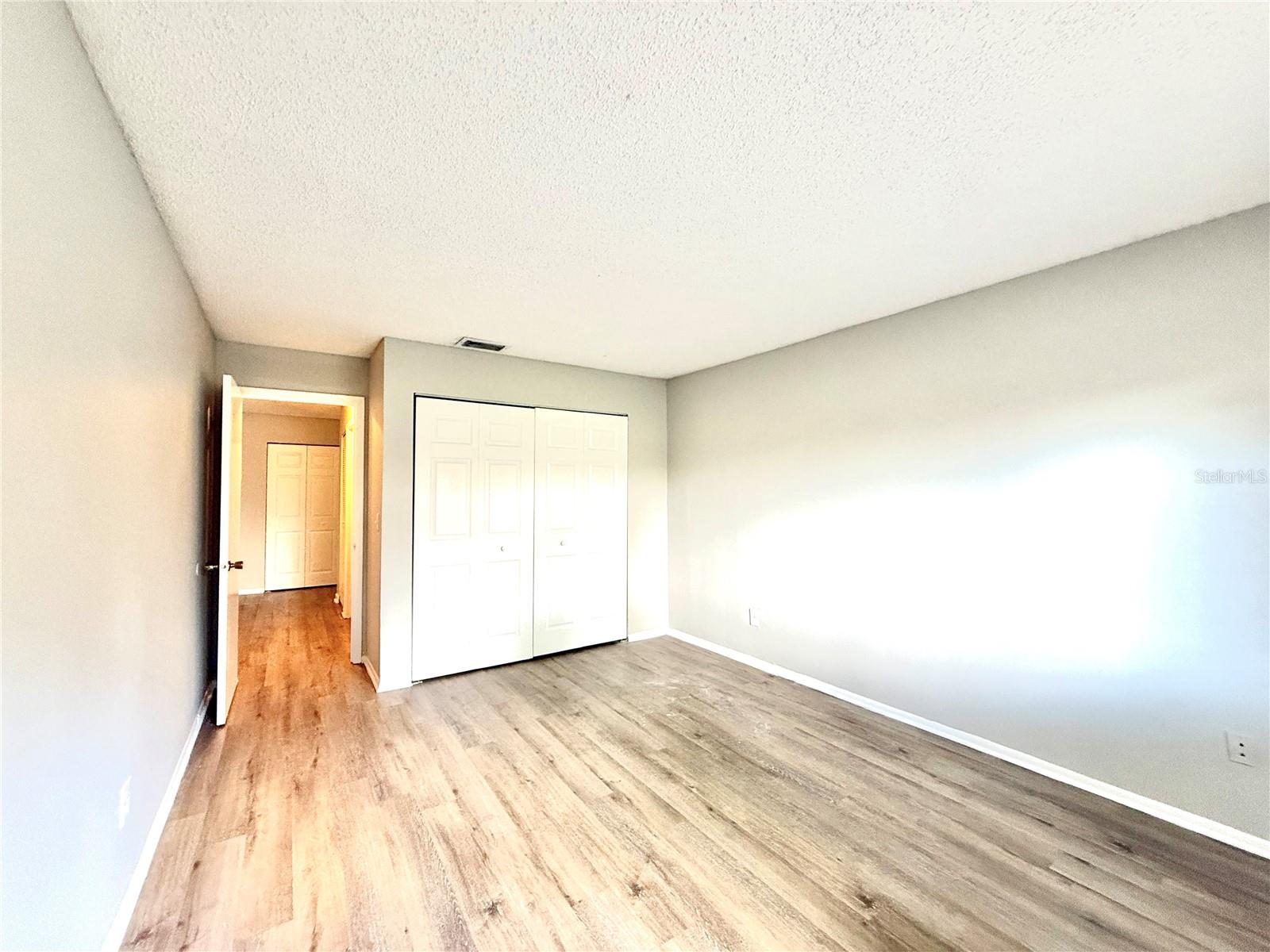 OXFORD SQUARE CONDO - Residential Lease